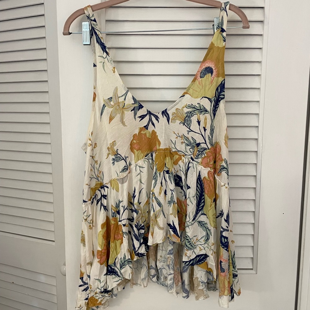 Urban Outfitters Floral Flowy Tank